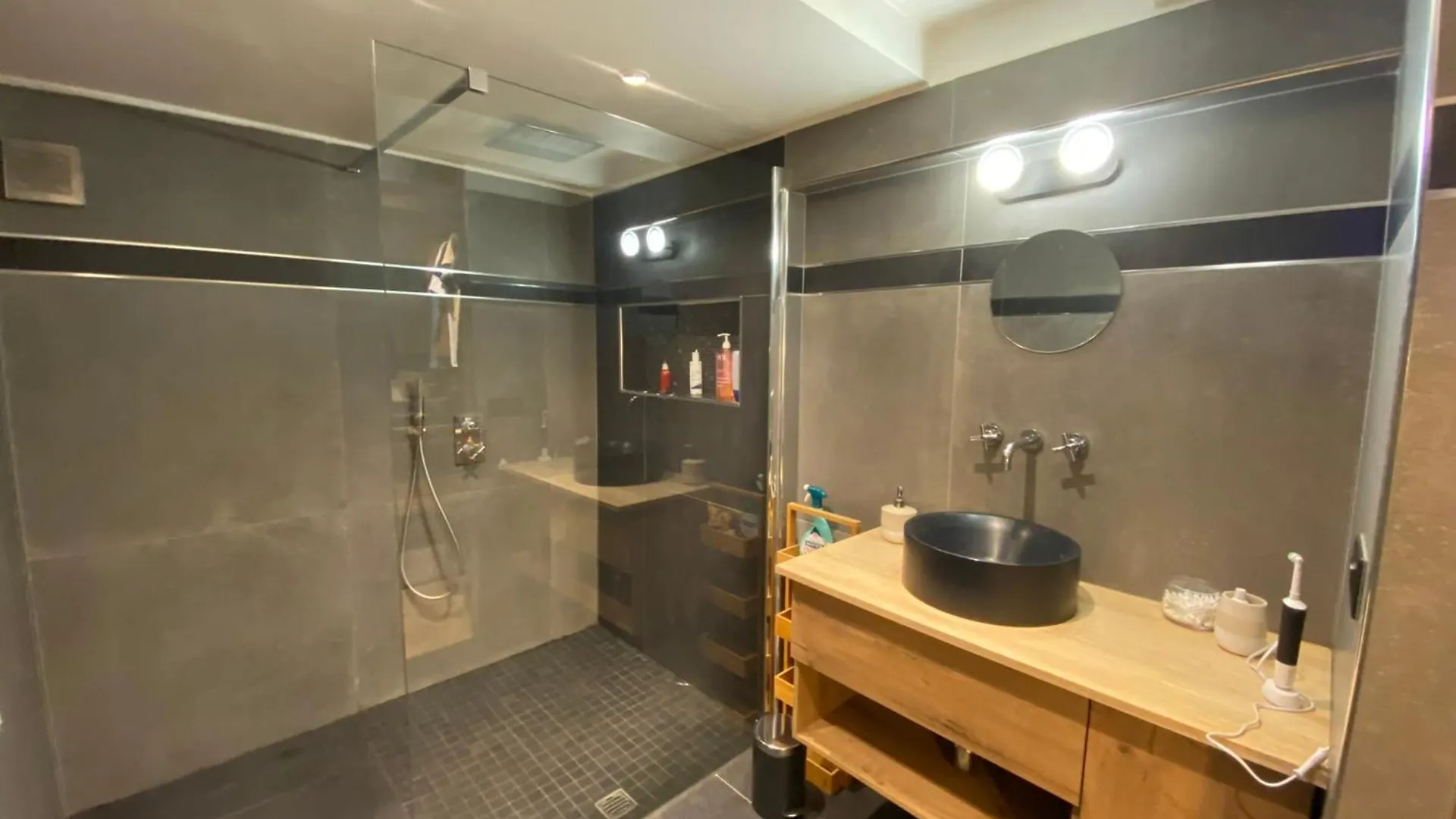 06Bx Superb Loft - 100M2 - 6 People Daire Nice